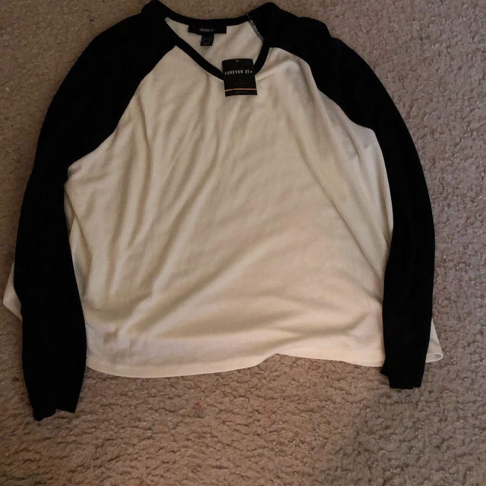 Back and white long sleeve top